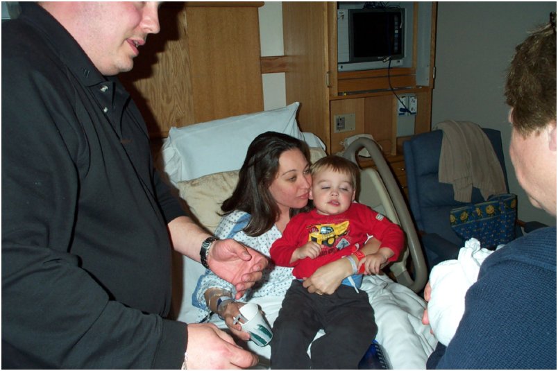 Nicholas Newborn 037
